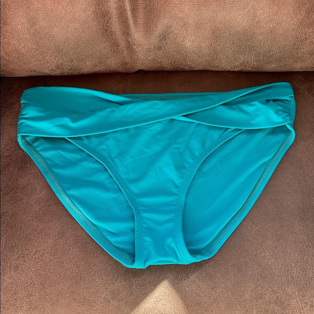 Tommy Bahama Pearl high waist Bikini Bottom - Small - New